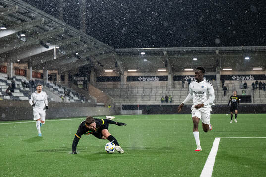 GAIS Robin Frej och Utsiktens David Tokpah