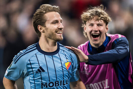 Daniel Stensson of Djurgården celebrates after 2-0