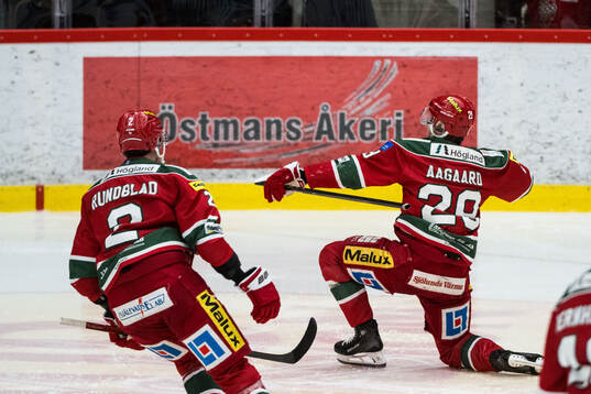 Modos Mikkel Aagaard jublar