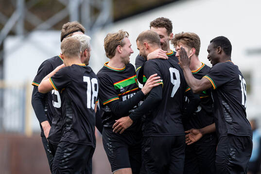 GAIS Gustav Lundgren jublar efter 1-1