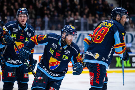 Djurgårdens Linus Klasen jublar