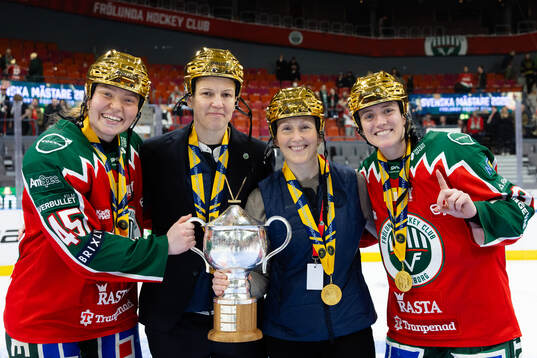 Frölundas Paula Bergström, tränare Erika Holst,