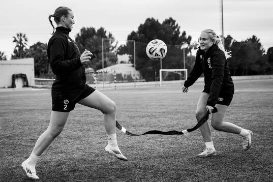 Selma Berggren och Emilia Bengtsson