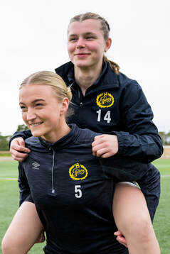 Frida Elofsson och Elin Flakberg