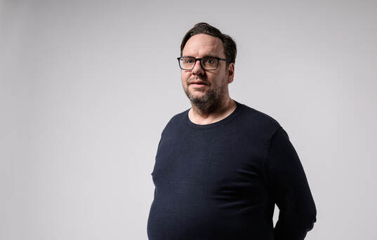 Thomas Hasselgren, SEF poserar för porträtt