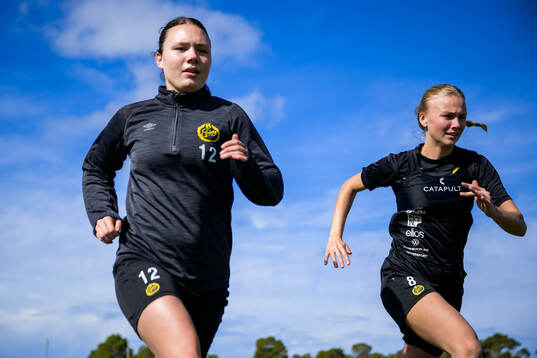 Hedvig Petersson och Linn Sångberg