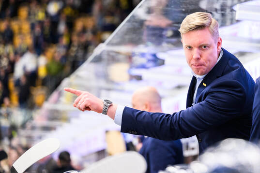 HV71s huvudtränare Johan Lindbom