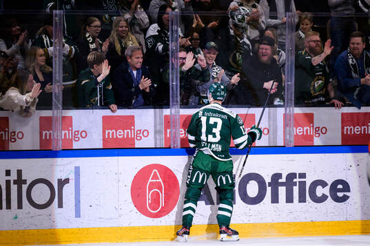 Färjestads Joel Kellman jublar