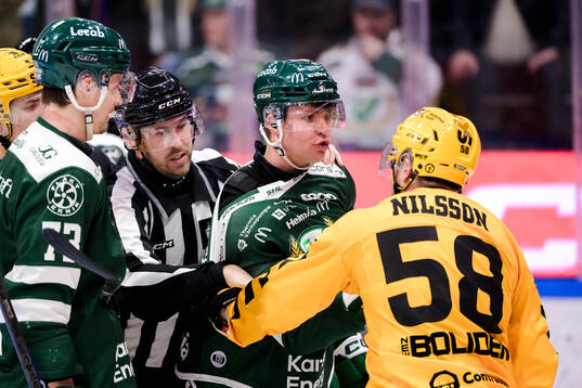 Färjestads Oliver Eklind och Skellefteås Oskar Nilsson