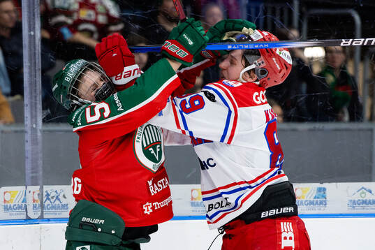 Frölundas Ivar Stenberg och Timrås Oliver Kapanen