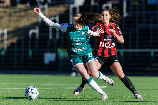 Alingsås Ina Österlind och Brommapojkarnas Julia Olsson