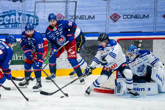 Oskarshamns Erik Reed Bradford och Karlskogas Sander Vold