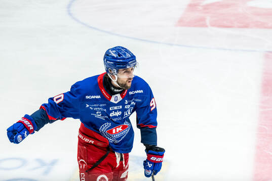 Oskarshamns Liam Hawel jublar