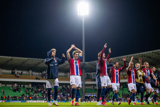 Andreas Schjelderup, Martin Ødegaard and players of Norway celebrate