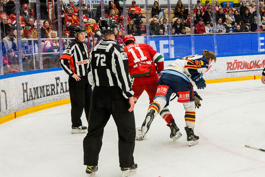 Moras Gustav Salmi-Lilja och Djurgårdens Max Krogdahl