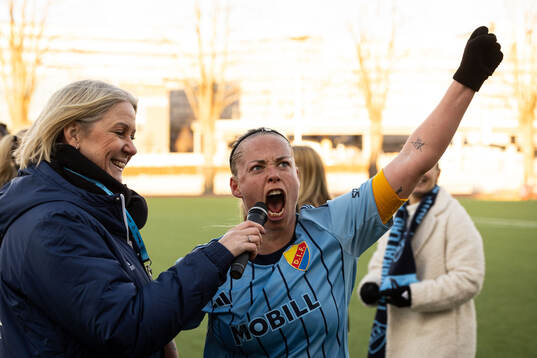 Djurgårdens Therese Åsland jublar