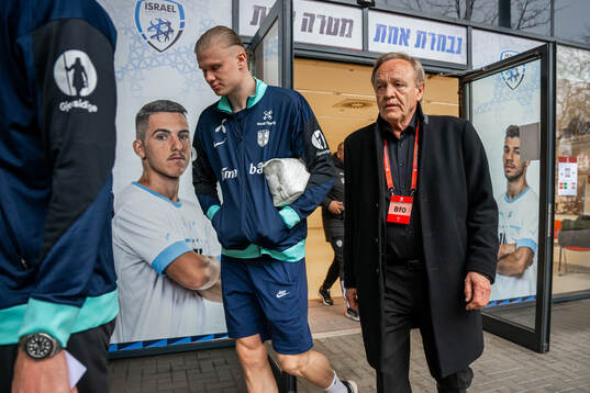 Erling Braut Haaland and Geir Ellefsen, head of security of the Norwegian national football team,