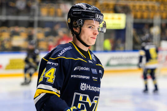 HV71s Oscar Fisker Molgaard