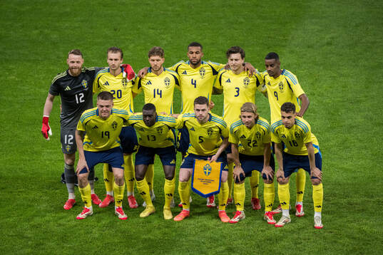The starting eleven of Sweden pose for a team photo Top left: goalkeeper Viktor Johansson, Benjamin Nygren, Anton Salétros, Isak Hien, Victor Nilsson Lindelöf and Alexander Isak, Bottom left: Emil Holm, Ken Sema, Gabriel Gudmundsson, Sebastian Nanasi and Yasin Ayari ahead of the international friendly football match between Sweden and Northern Ireland on March 25, 2025 in Stockholm. 
