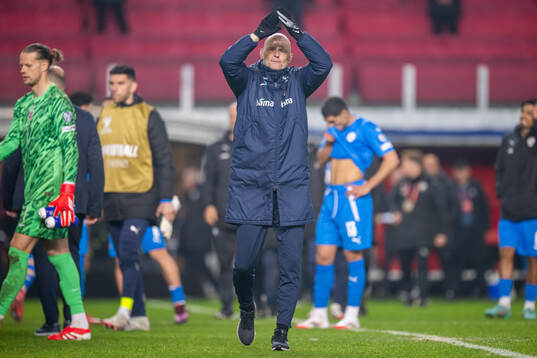 Ståle Solbakken, head coach of Norway, celebrates