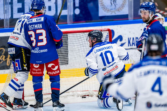 Karlskogas Alexander Ljungkrantz jublar