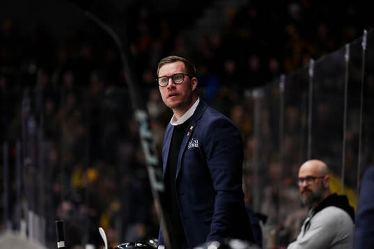 Skellefteås assisterande tränare Andreas Falk