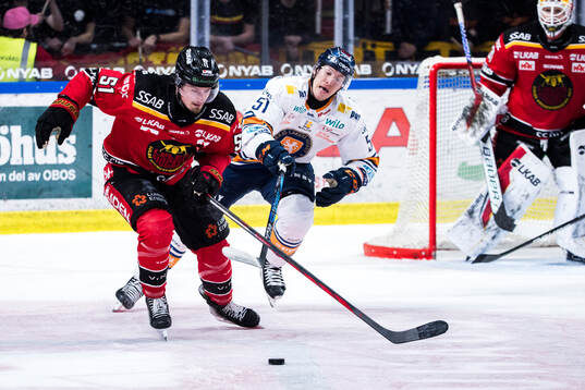 Luleås Markus Nurmi och Växjös Emil Sylvegård