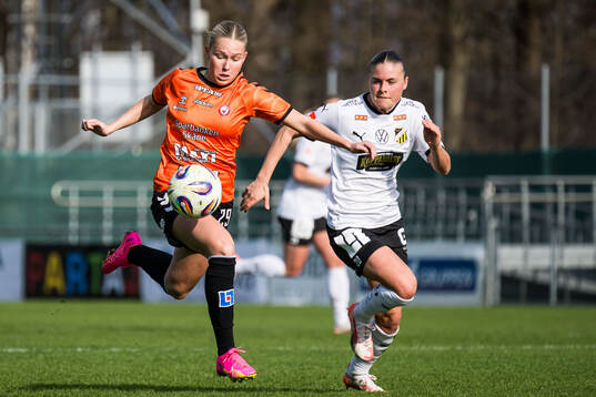 Kristianstads Tilda Sandén och Häckens Hanna Wijk