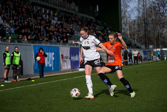 Häckens Emma Östlund och Kristianstads Beata Olsson