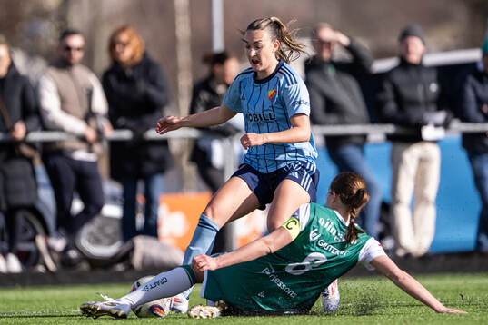 Djurgårdens Lucia Duras och Alingsås Tove Lorén