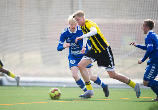  IFK Hässleholms Hampus Frick Salheden i matchen mellan IFK Hässleholm U19 och Perslövs AIF i Hässleholm 29 mars 2025.
