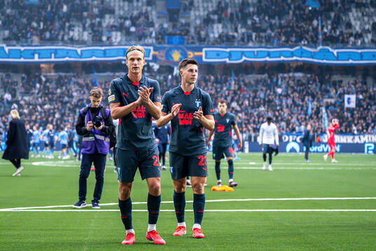 Malmö FFs Erik Botheim och Lasse Berg Johnsen jublar