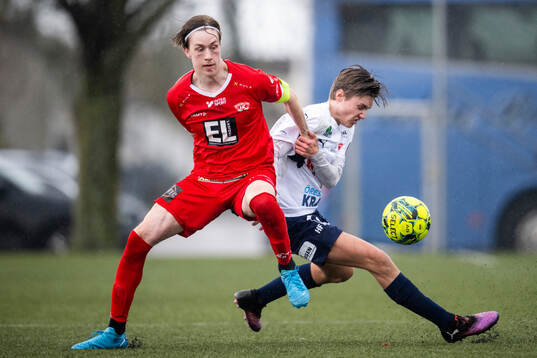 Åstorps FFs Leon Johansson och Bergdalens IKs Elton Bandh