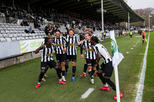 Landskronas Xavier Odhiambo jublar