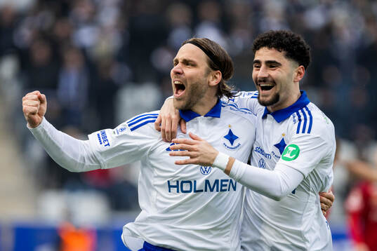 IFK Norrköpings Christoffer Nyman jublar med Ismet Lushaku