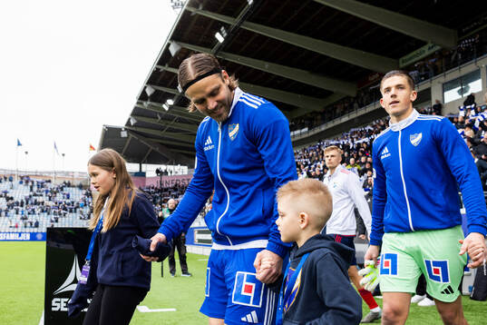 IFK Norrköpings Christoffer Nyman och målvakt David Andersson