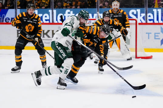 Färjestads Linus Johansson och Skellefteås Pär Lindholm