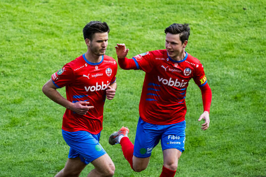 Helsingborgs Wilhelm Loeper och Max Svensson jublar jublar efter 1-1