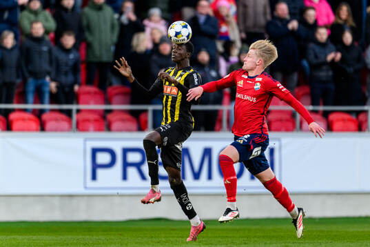 Häckens Abdoulaye Faye och Östers Oskar Gabrielsson