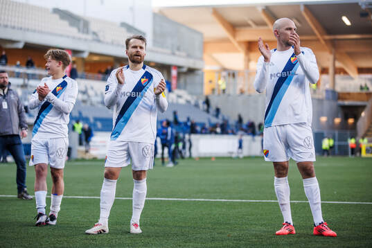 Djurgårdens Jacob Une och Marcus Danielson jublar