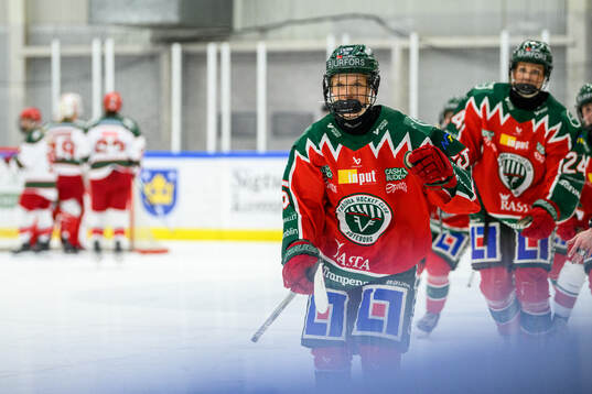 Frölundas Emilia Bergeby Hallbeck jublar