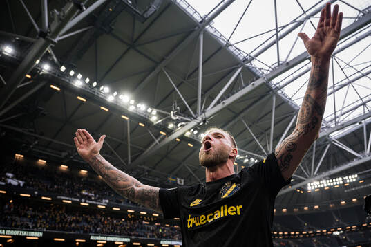 AIKs John Guidetti jublar