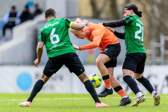 Högaborgs Kamal Barny och Berkman Micoogullari och Torns Tom Wassholm