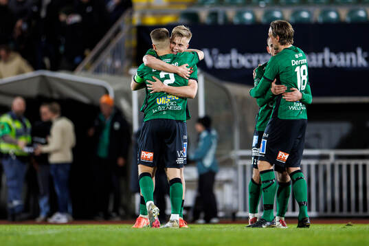 Varbergs spelare jublar