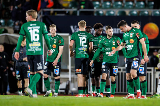 Varbergs spelare jublar