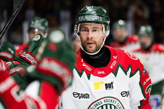 Frölundas Mikael Ruohomaa jublar