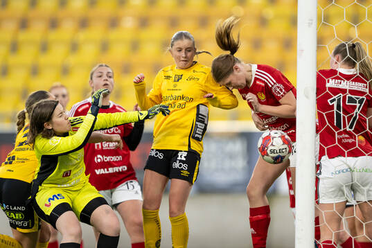Elfsborgs Meja Harrysson gör 1-0