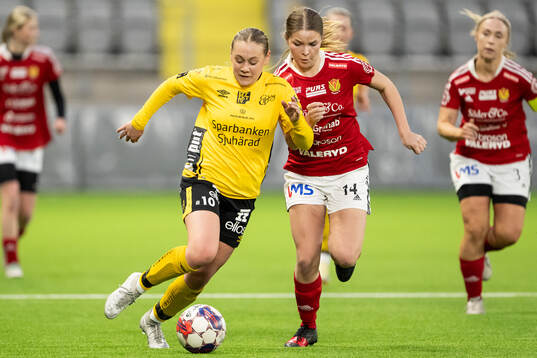Elfsborgs Ida Swärd och Vårgårdas Michelle Thomsén