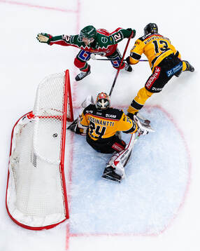 Frölundas Max Friberg jublar