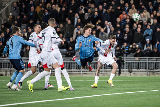 August Priske Flyger of Djurgården and Bendeguz Bolla of